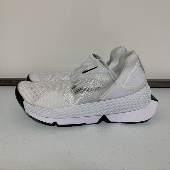 Nike Women's Go Flyease Slip-On Running Shoes-Size 7.5 NWOT - Picture 4 of 13